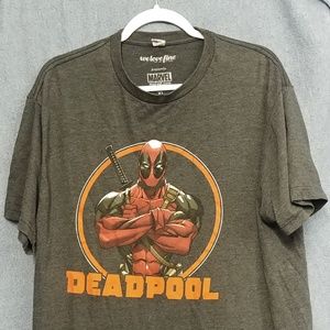 Deadpool X Marvel X welovefine Shirt size XL